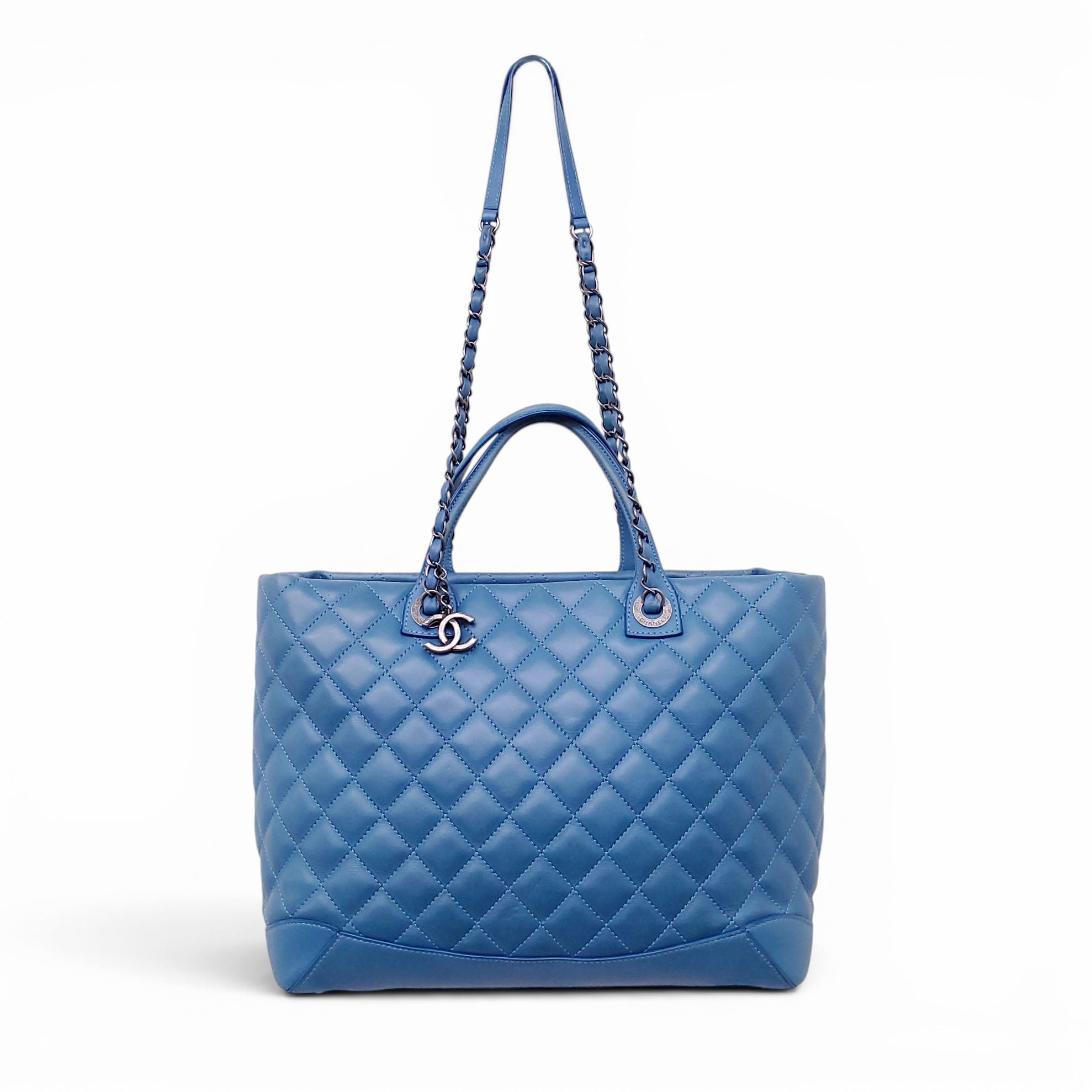 CHANEL BLUE LEATHER TOTE BAG