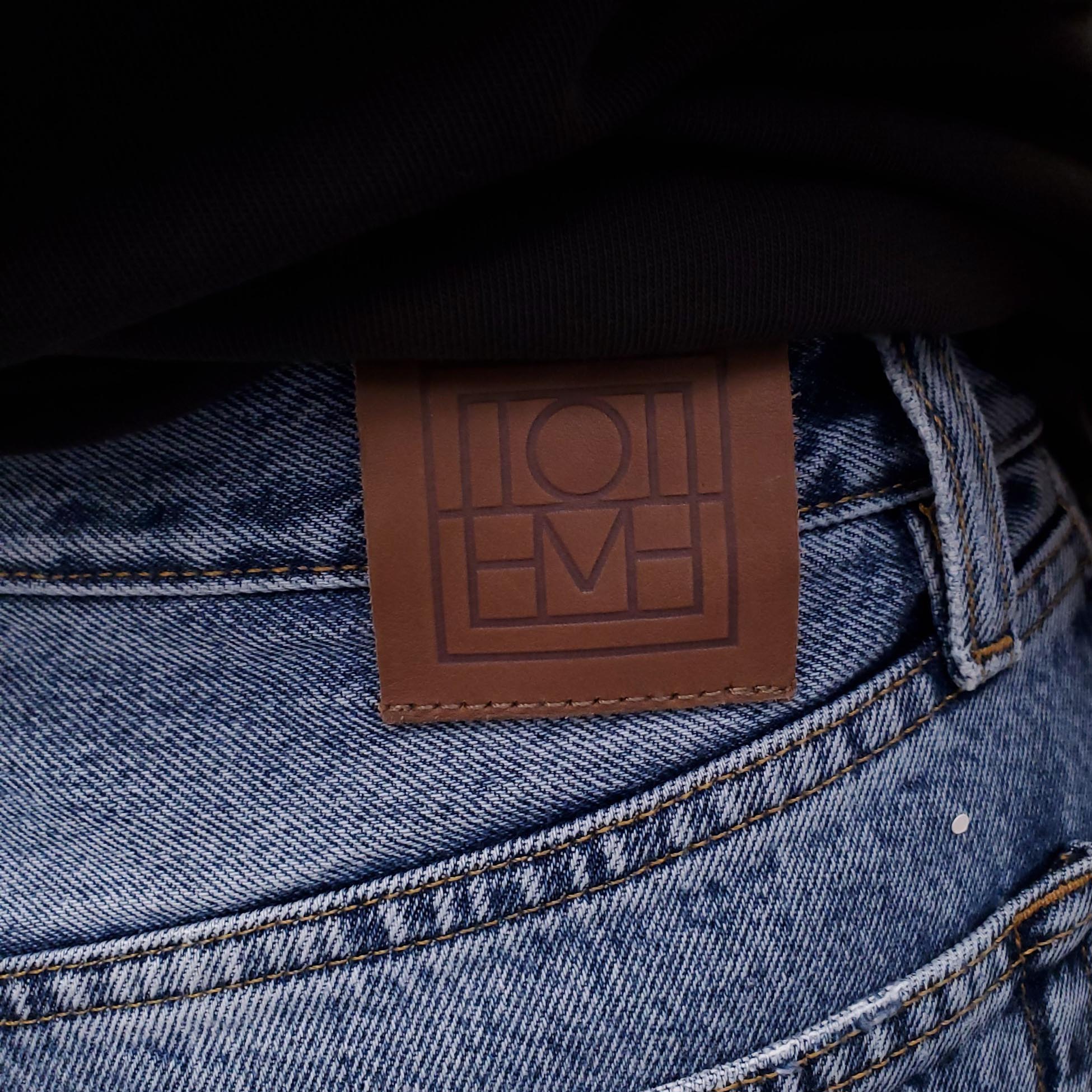 TOTEME BLUE STRAIGHT-LEG JEANS - SIZE 27