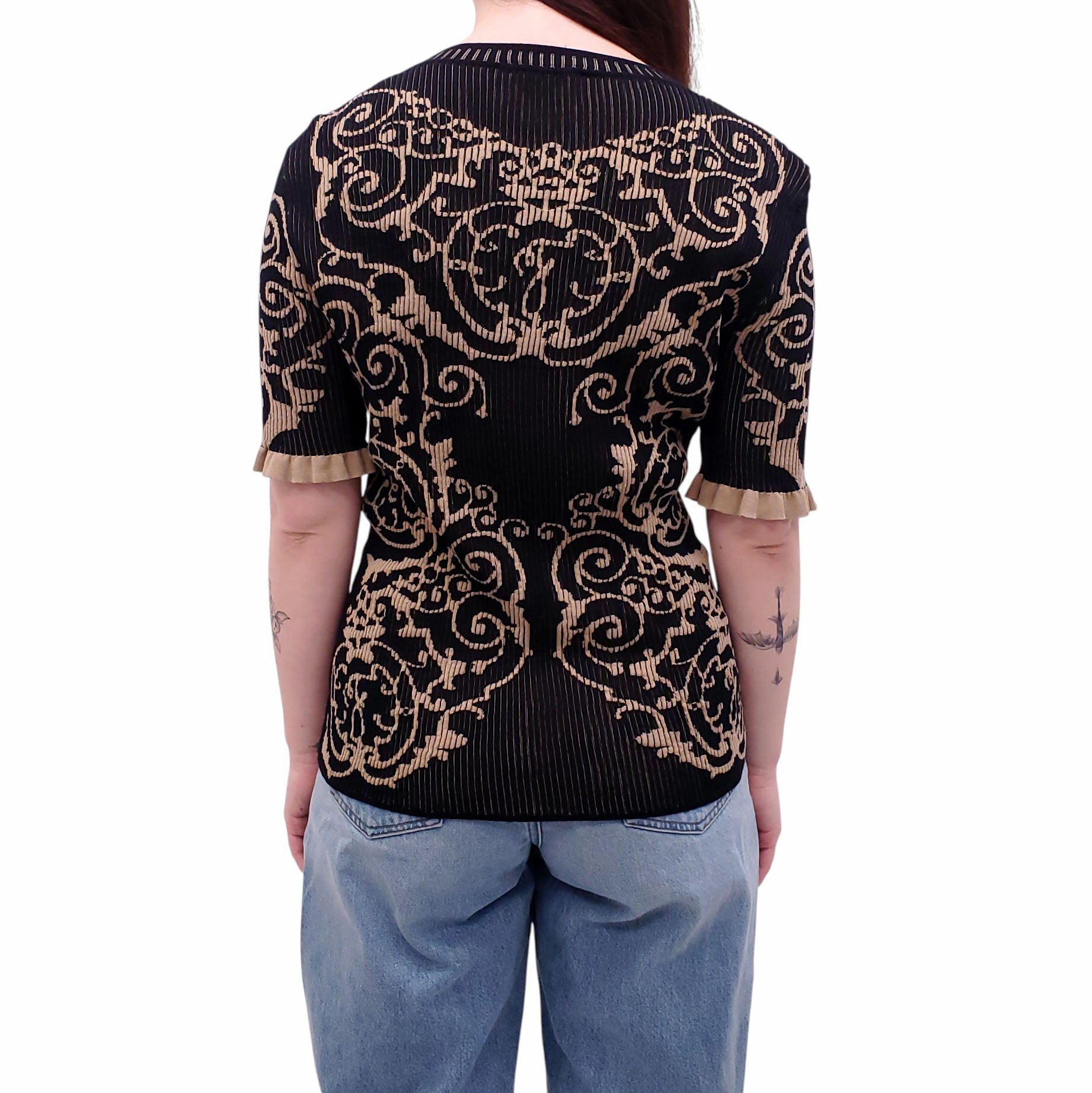 FENDI BLACK PATTERNED RIBBED SHORT-SLEEVE SWEATER - SIZE 42