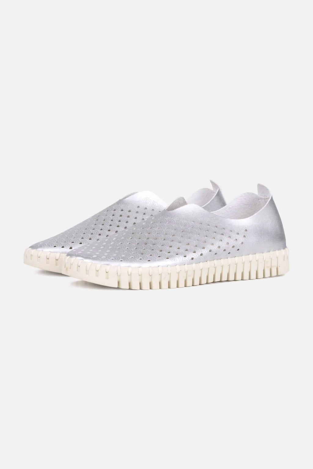 Women's Go On Slip On Shoes In Silver