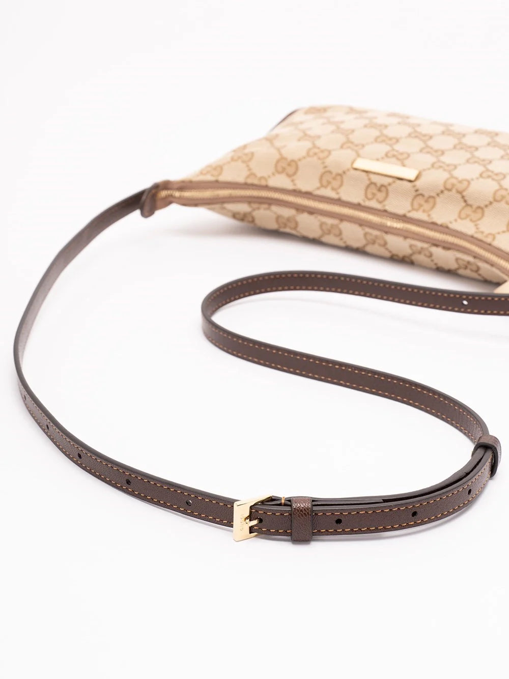Gucci Women `Gucci Essence Plaque` Shoulder Bag