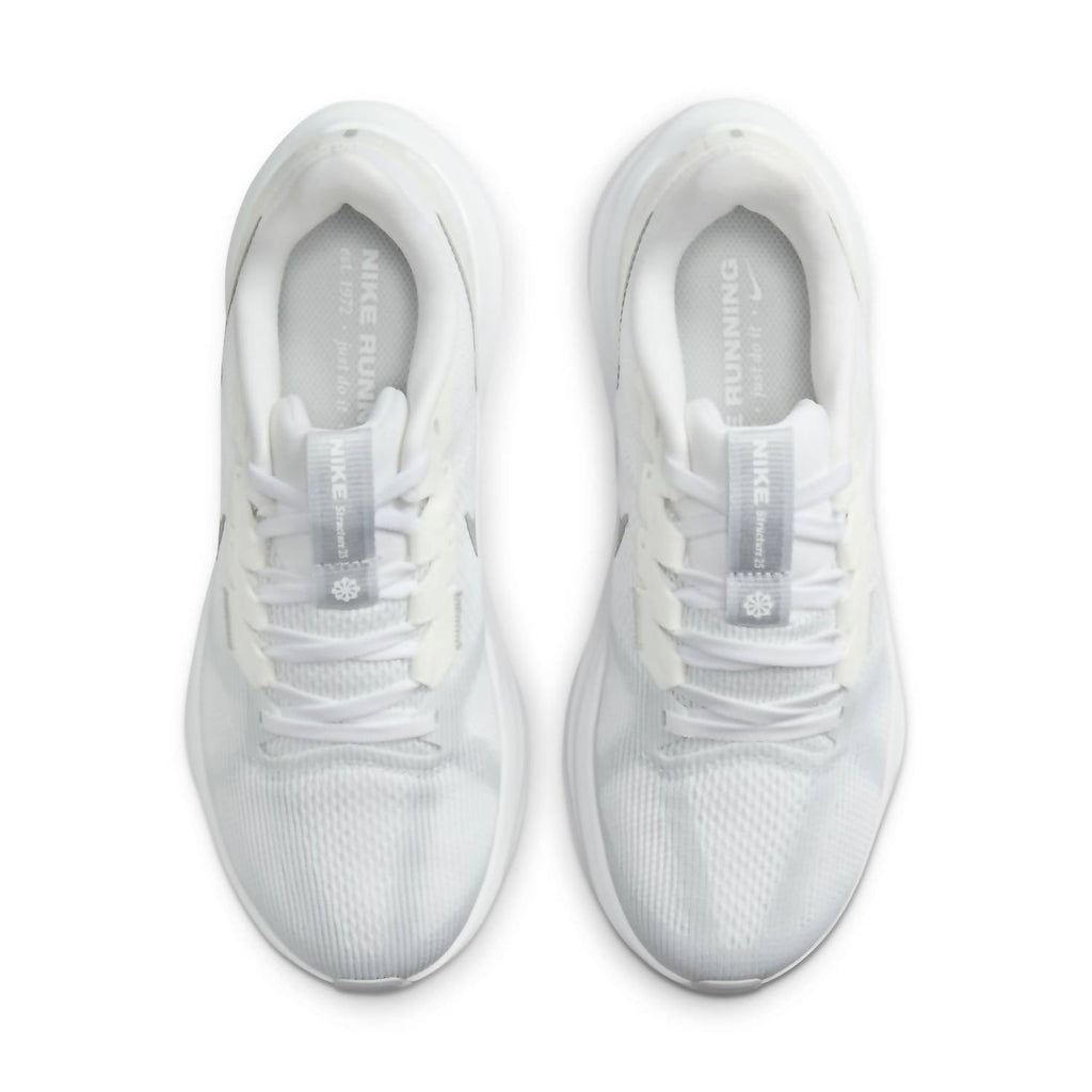 Women's Structure 25 Staility Running Shoes In White/metallic Silver