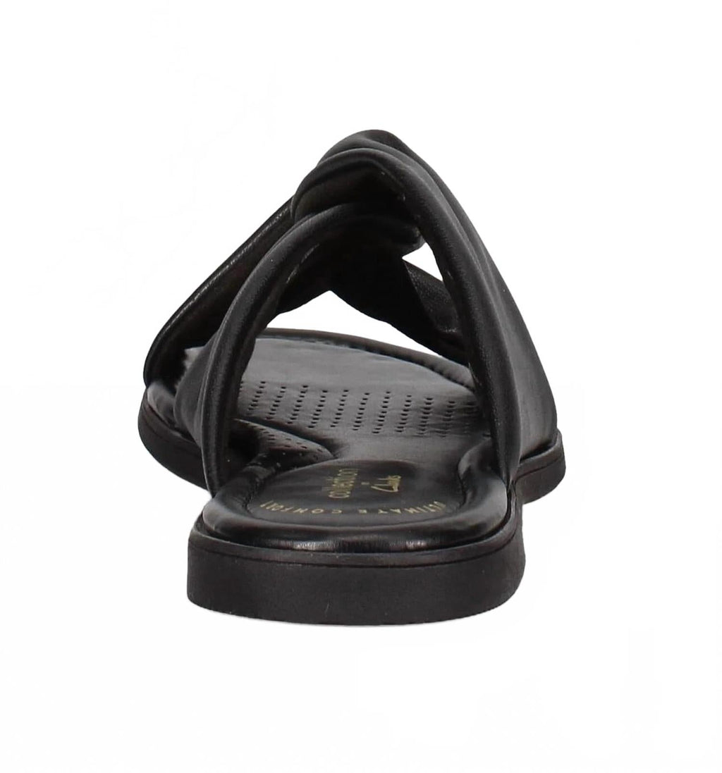 Women's Reyna Twist Flat Sandal In Black Synthetic