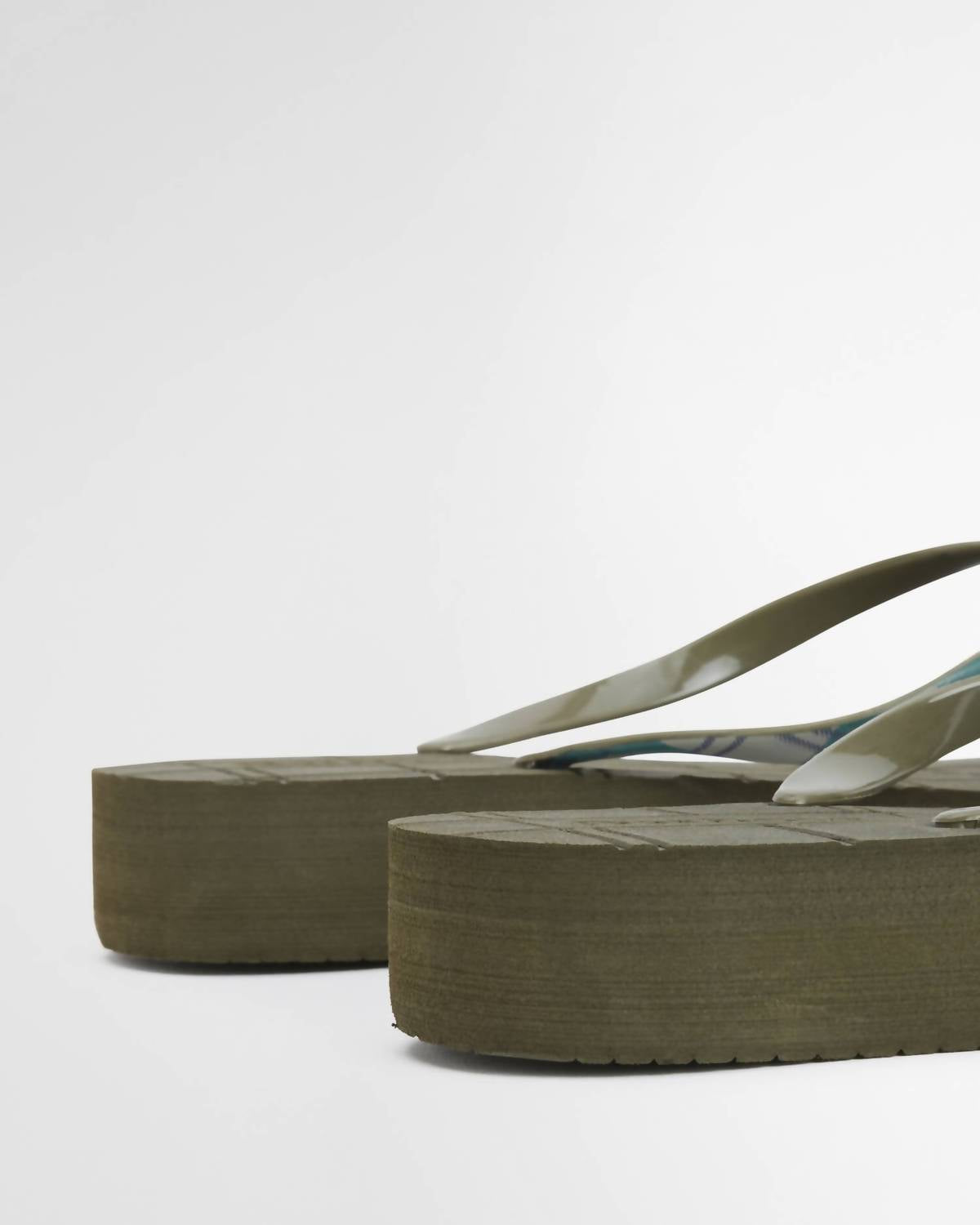 Women's Tilda Toe Post Flip Flop In Olive/ancient Tartan