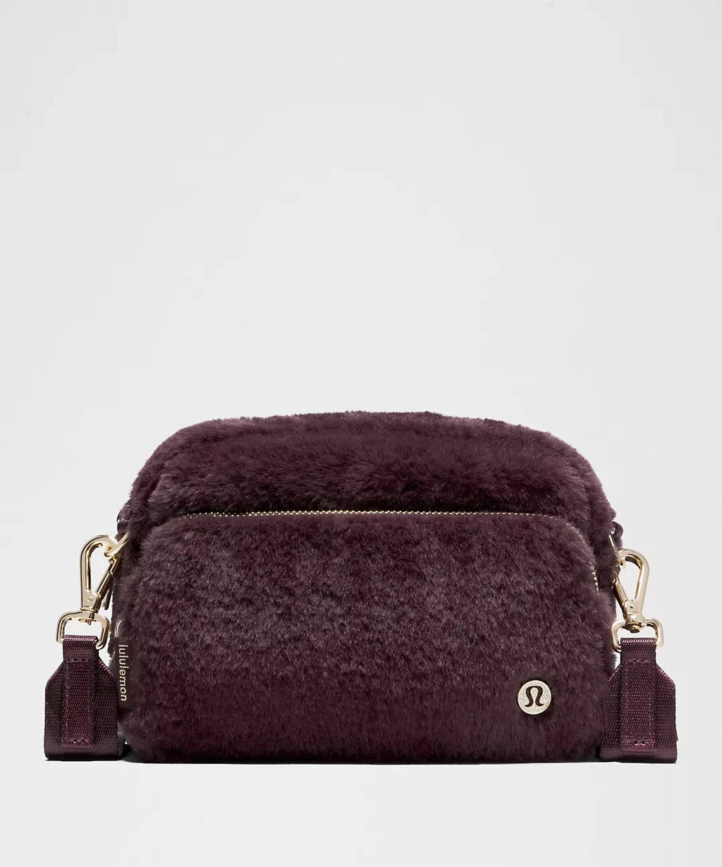 Women's Everywhere Plush Fleece Crossbody Bag In Black Plum/gold
