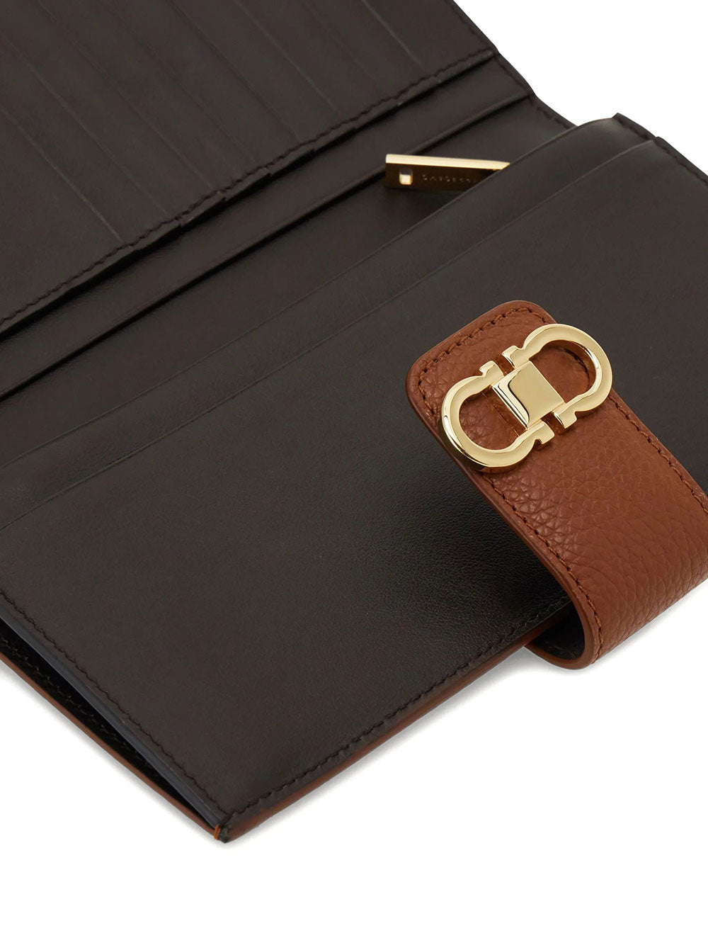 Ferragamo Women Grained Leather Continental Wallet