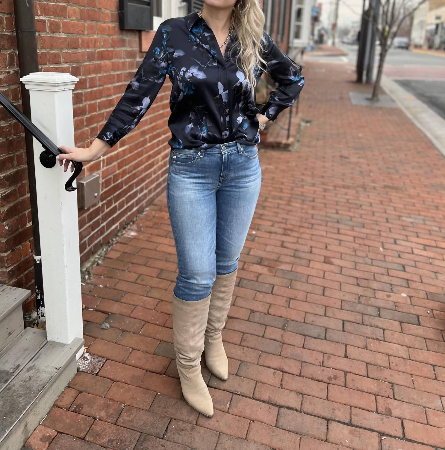 Dani Button-Down Blouse In Midnight Multi Moon Floral
