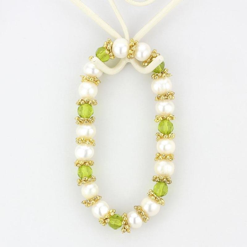 Antique Silver White Metal Bracelet with Synthetic Pearl in Peridot