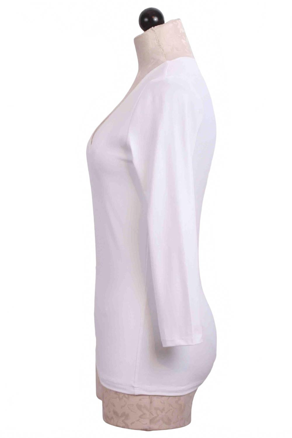 Women's Delicious Quarter Sleeve V Neck Top In White