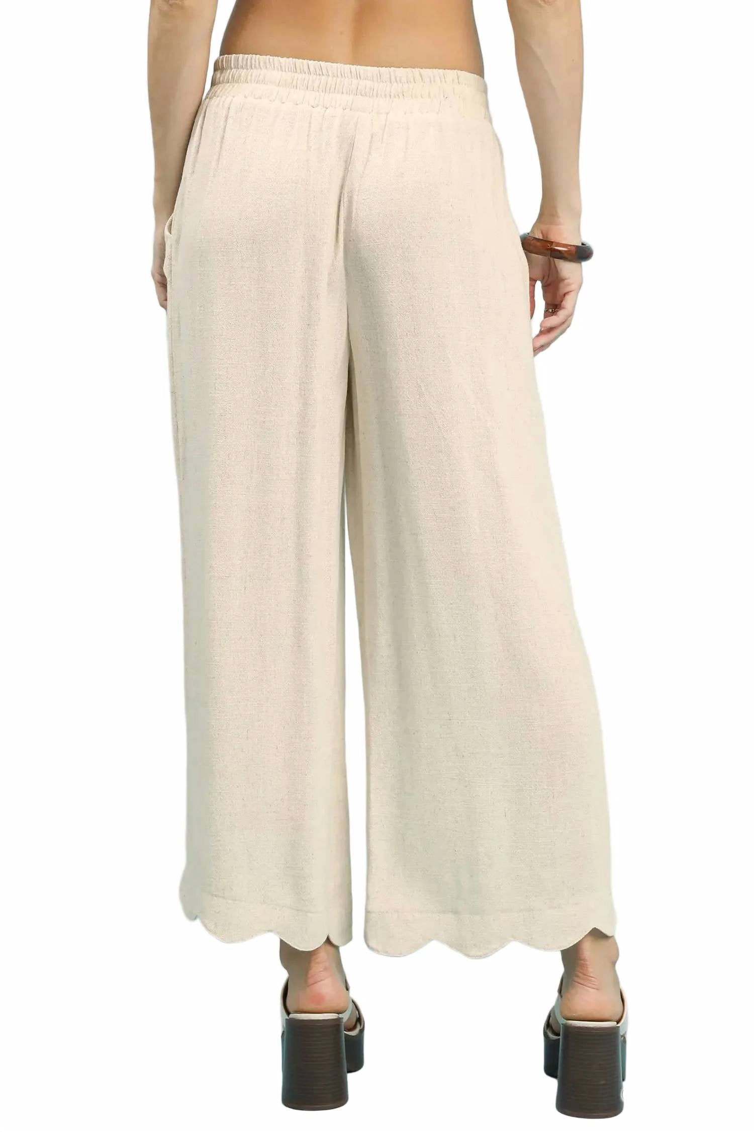 Scalloped Bottoms In Oatmeal