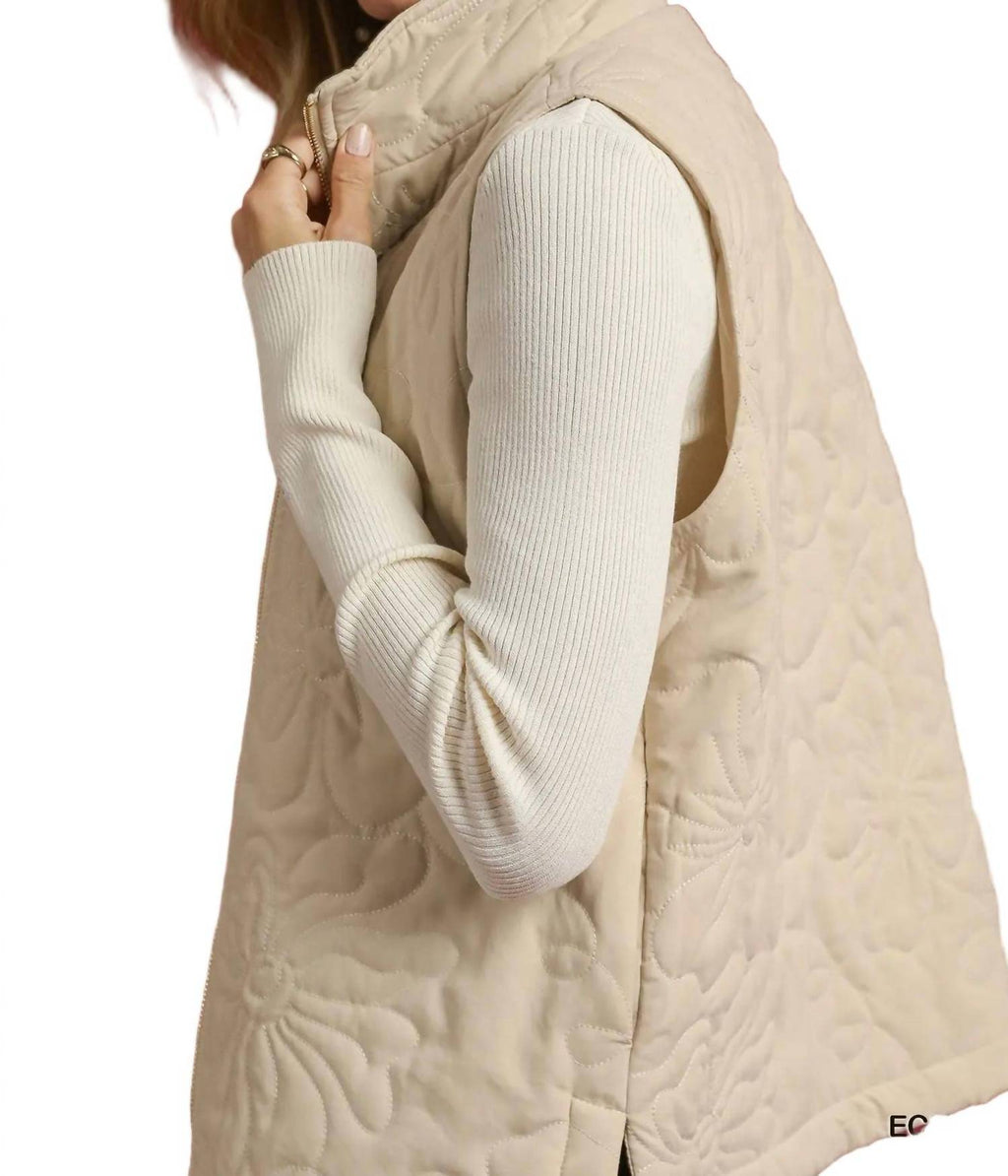 Quilted Floral Zip Vest In Ecru