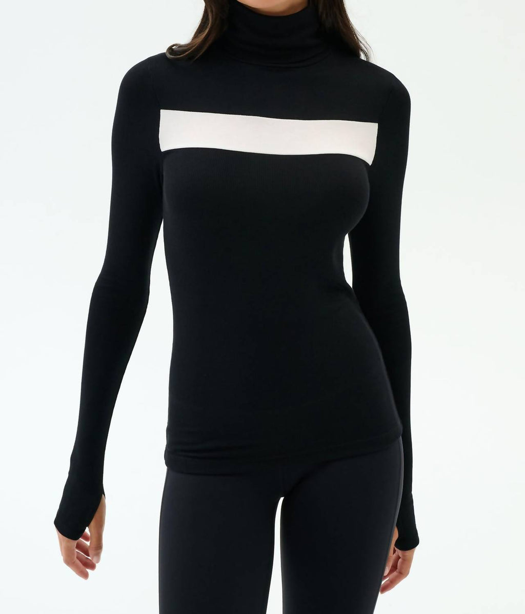 Lennon Rib Turtleneck Top In Black/white