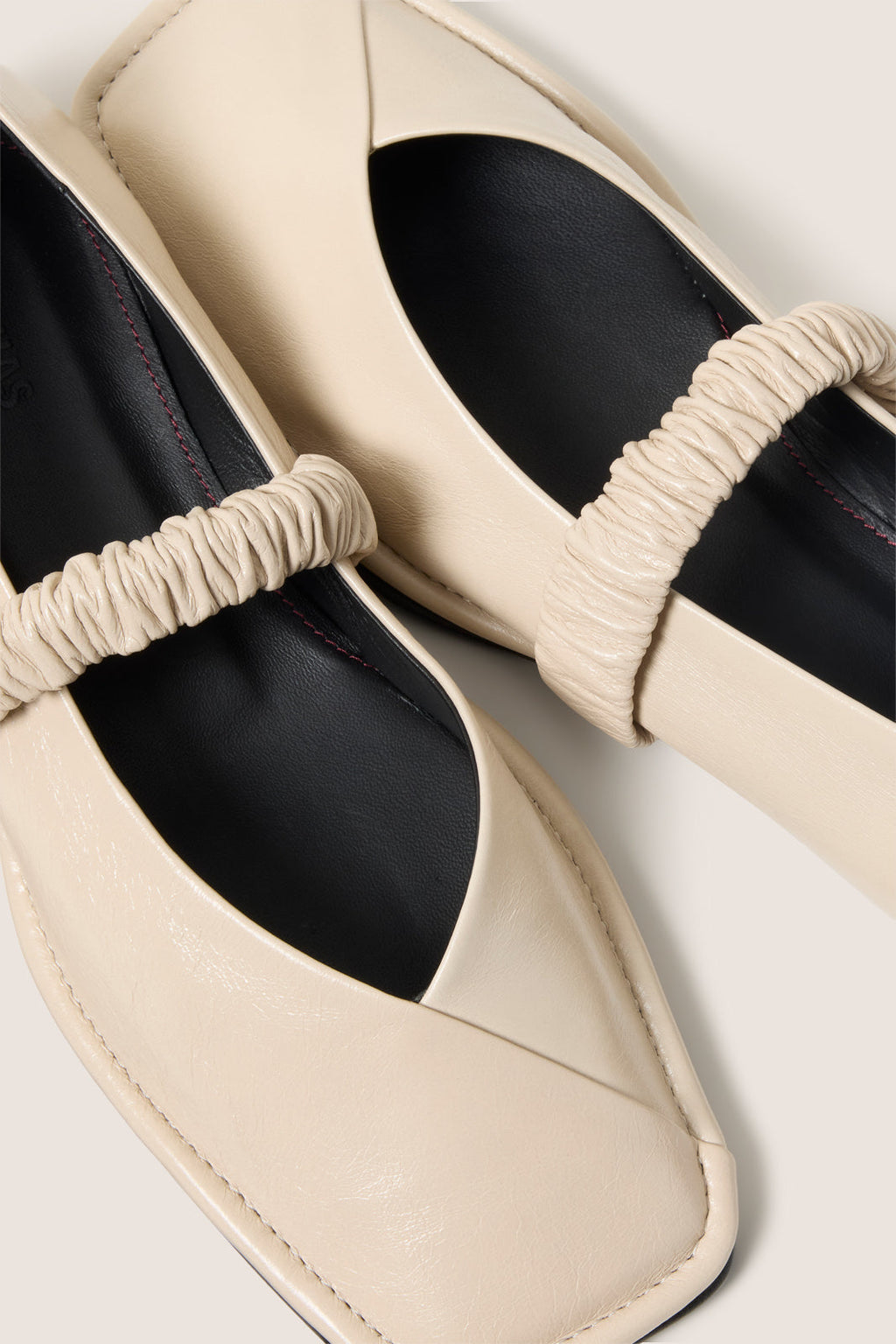 Women's Lautan Leather Ballet Flat