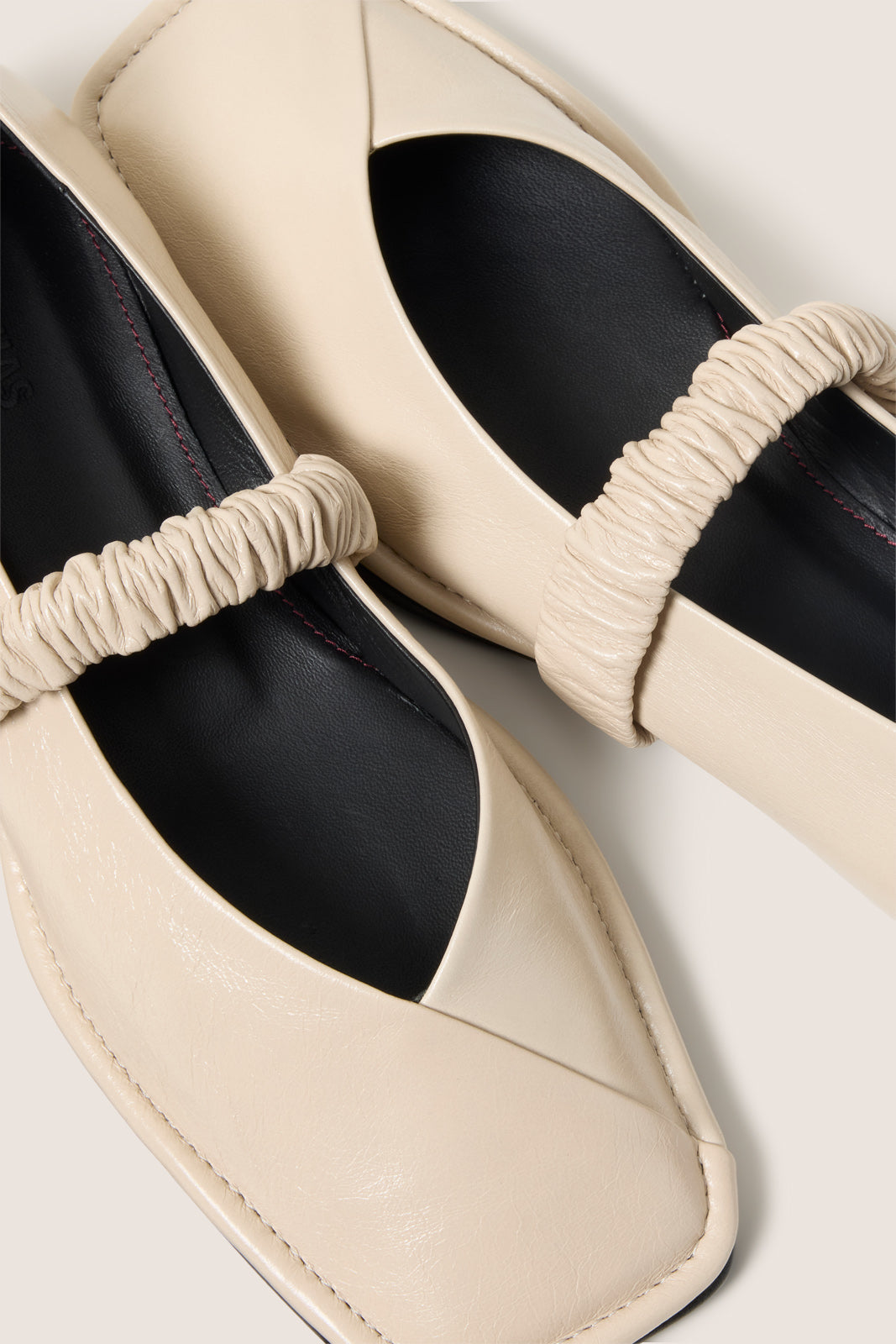 Women's Lautan Leather Ballet Flat