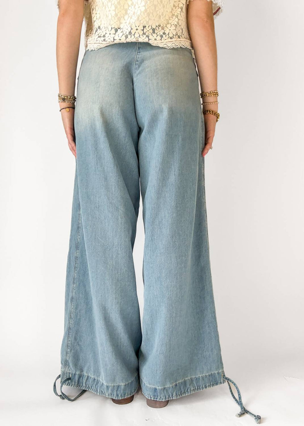 Mid-Rise Lotus Jean In Bijou Blue