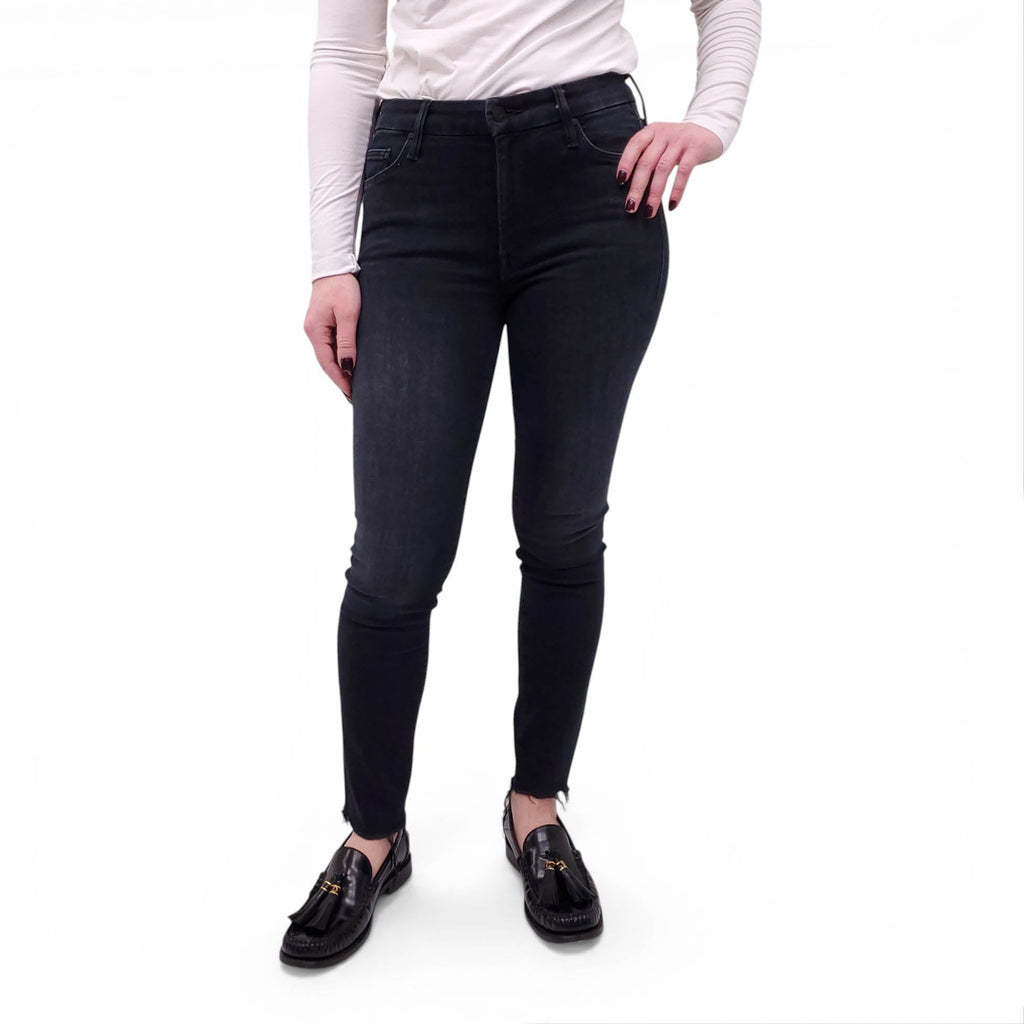 MOTHER FADED BLACK 'LOOKER ANKLE FRAY' JEANS - SIZE 26