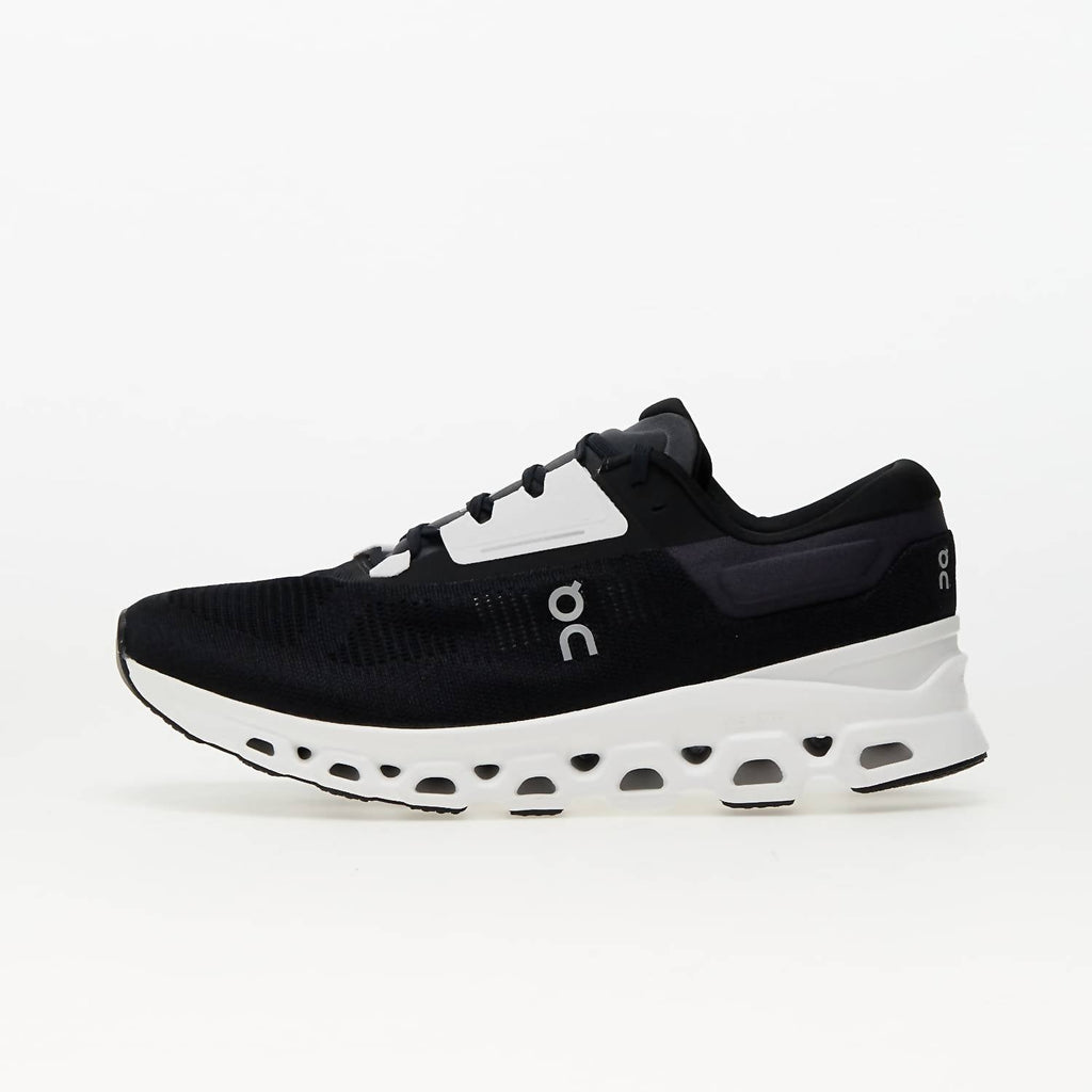 Men's Cloudstratus 3 Running Shoes In Black Frost