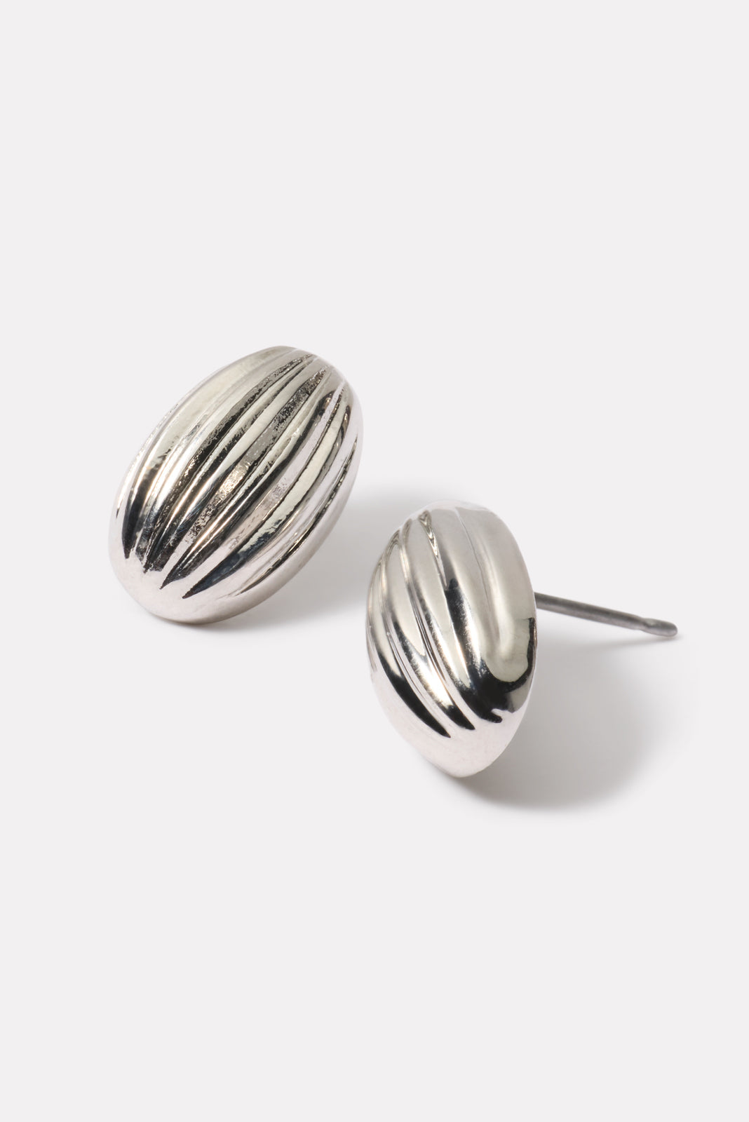 Women's Rhiannon Button Earring