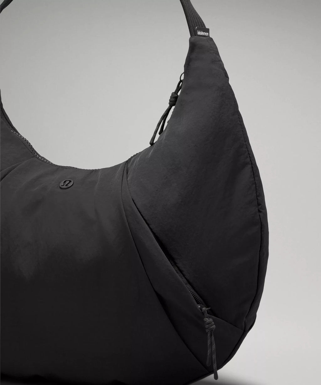 Pleated Shoulder Bag 10L