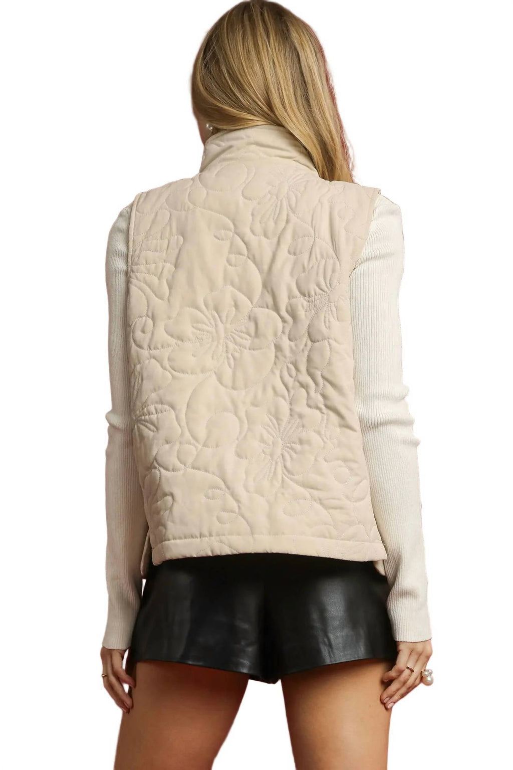 Quilted Floral Zip Vest In Ecru