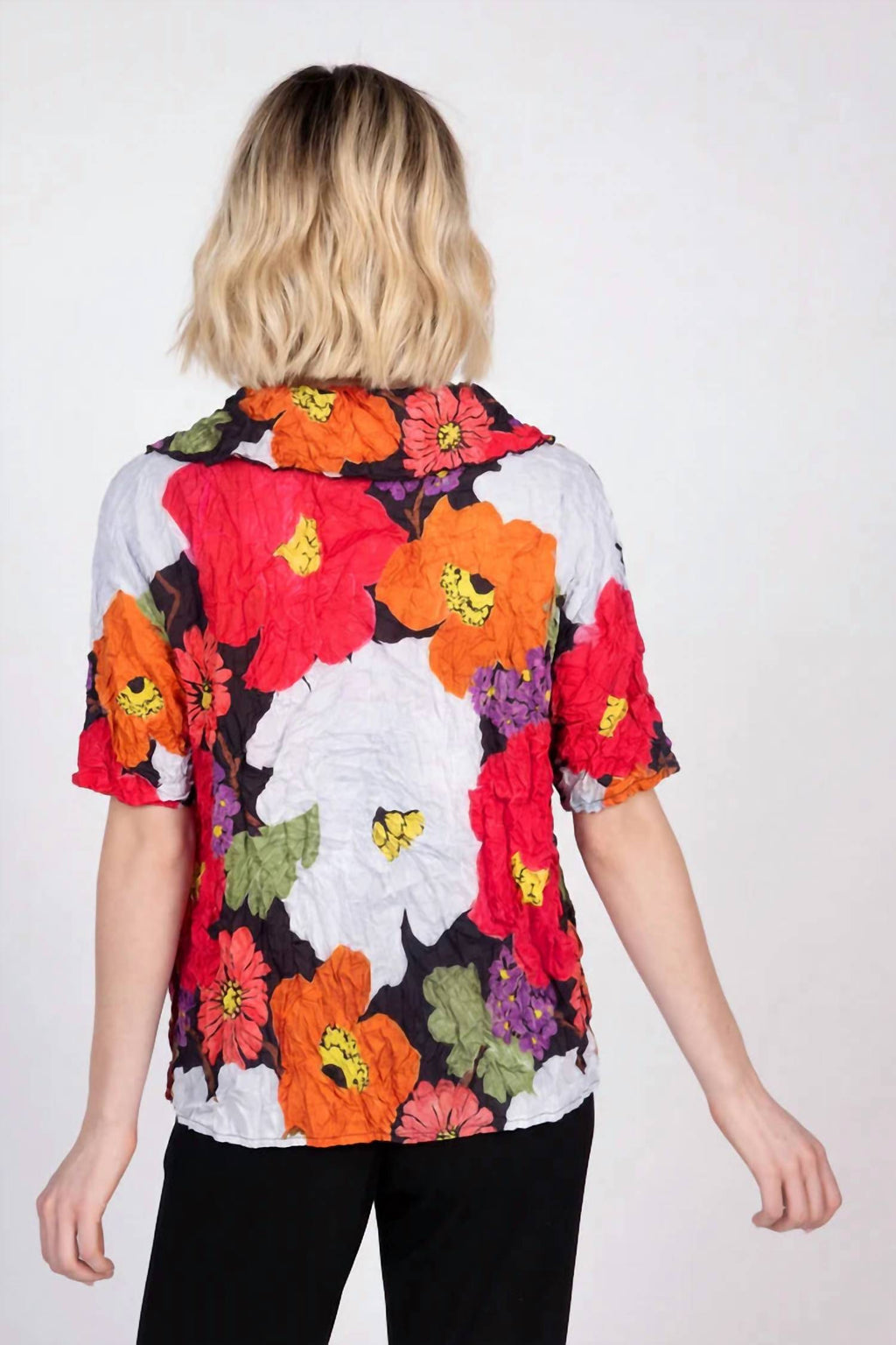 Siesta Floral Crinkle Crepe Pullover Top In Multi