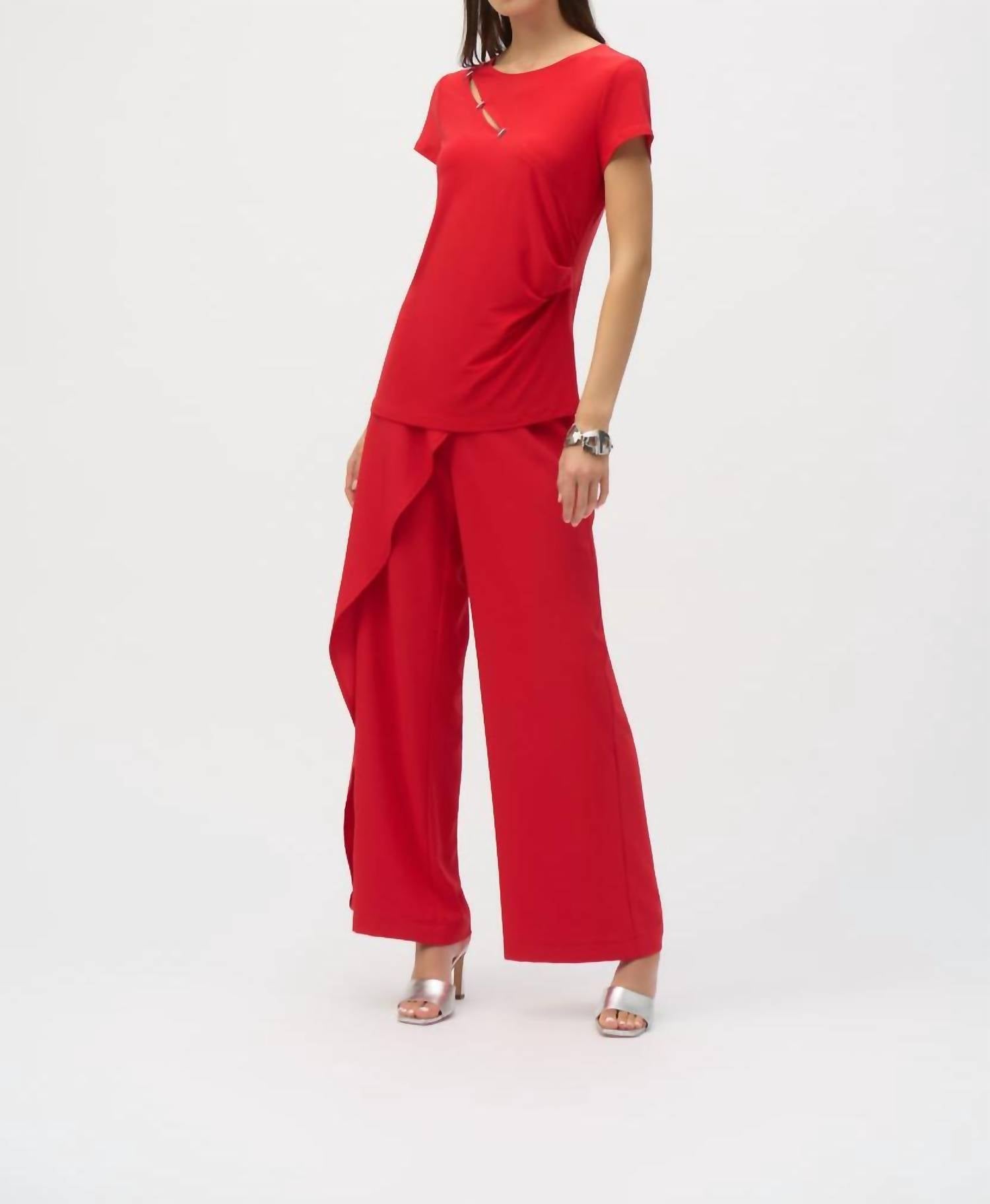 Side Ruched Top In Red