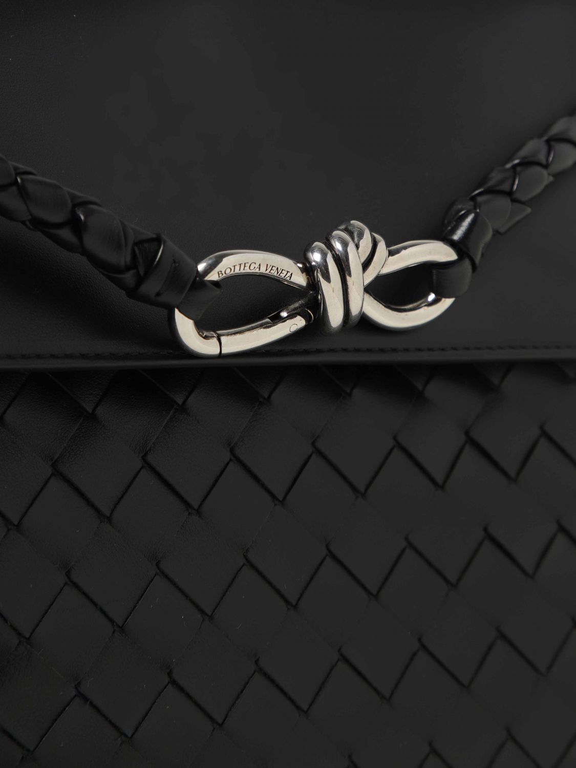 Bottega Veneta Shoulder Bag Men Black