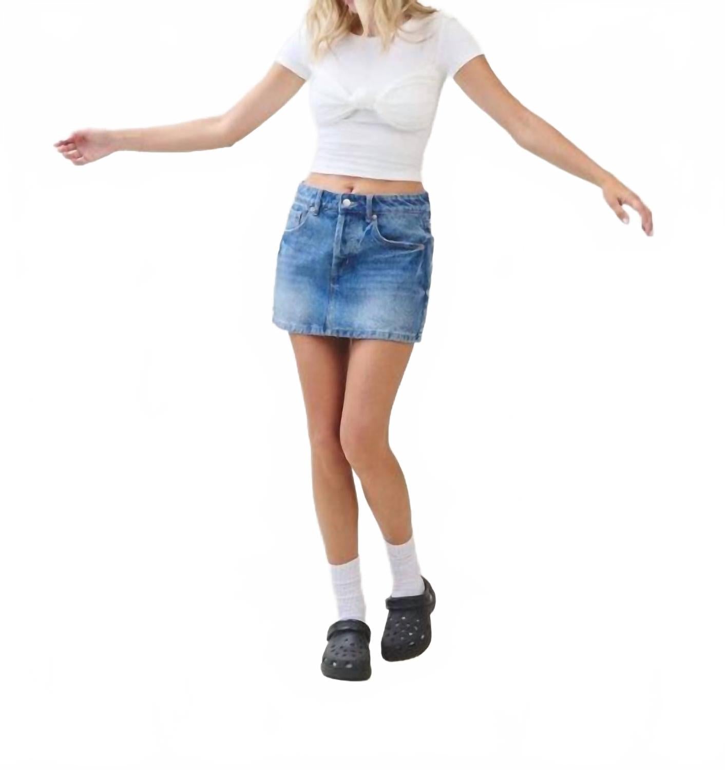 Twisted Top In White