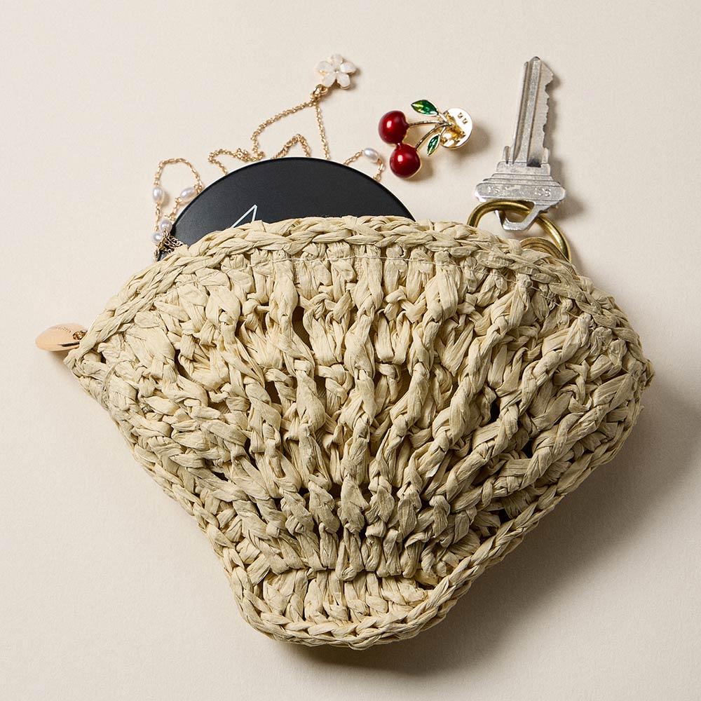 Shell Shaped Raffia Pouch Bag