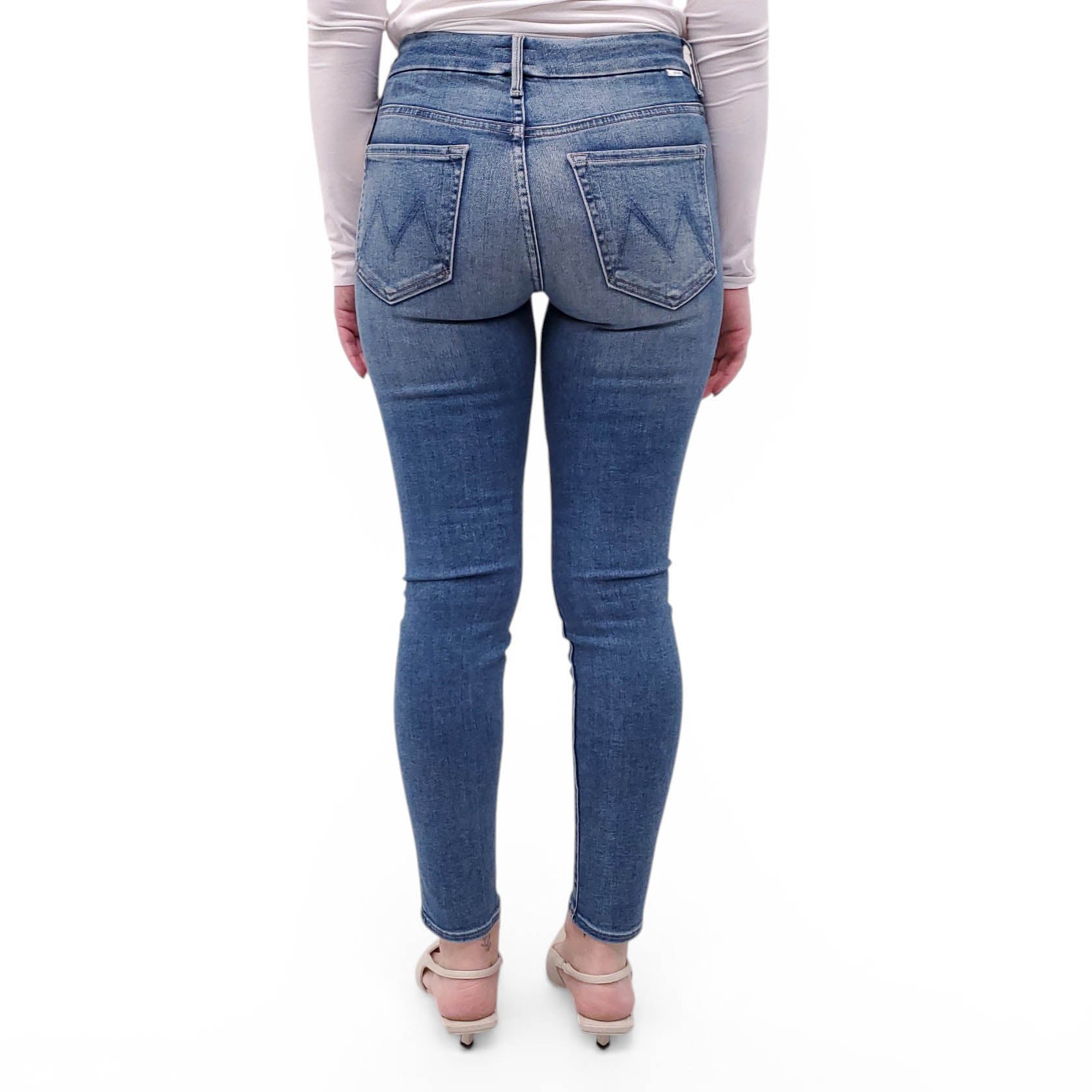 MOTHER MEDIUM BLUE 'HIGH WAISTED LOOKER ANKLE' SKINNY JEANS - SIZE 26