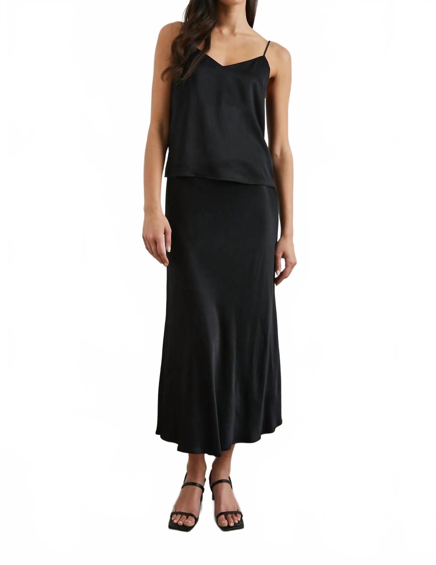Paola Classic Top In Black