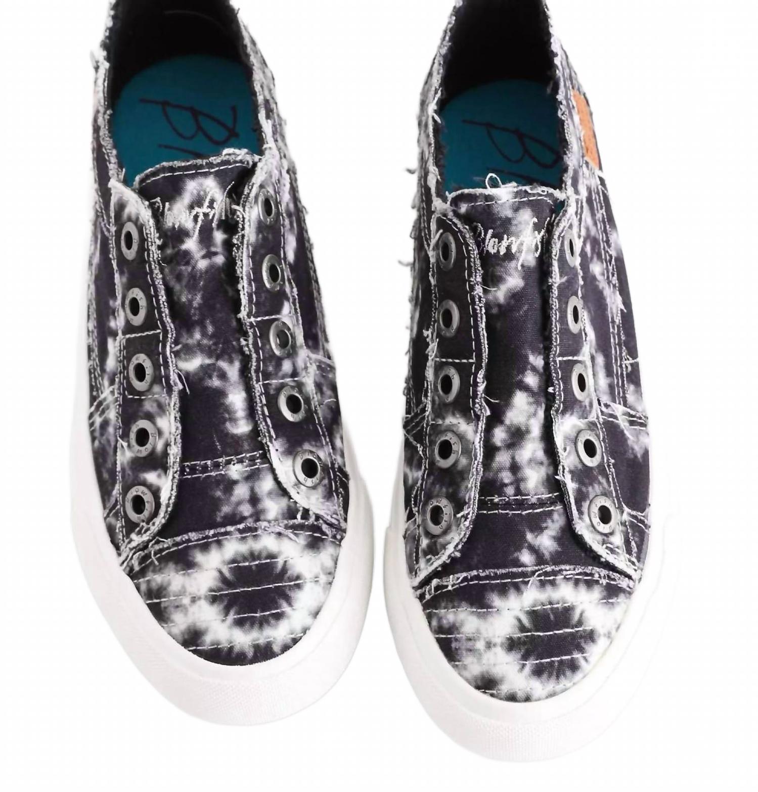 Women's Play Sneaker In Shadow Tie Dye