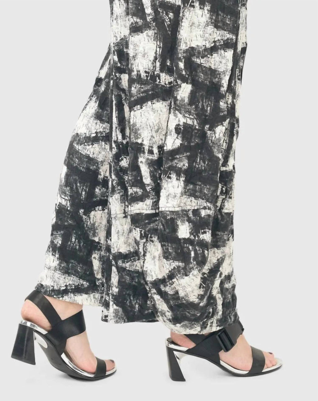 Marble Crinkle Punto Pants In Black
