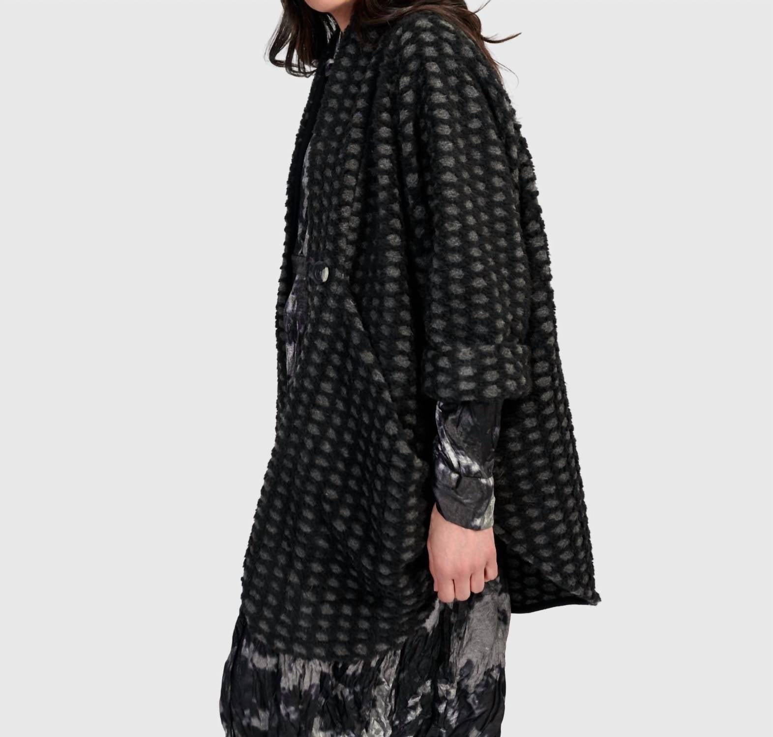 Thorne Cozy Cowl Jacket In Net