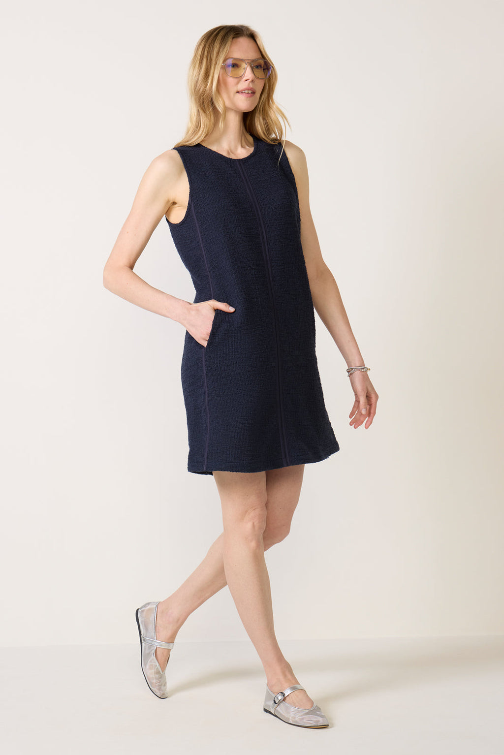 Women's Mary Textured Shift Dress
