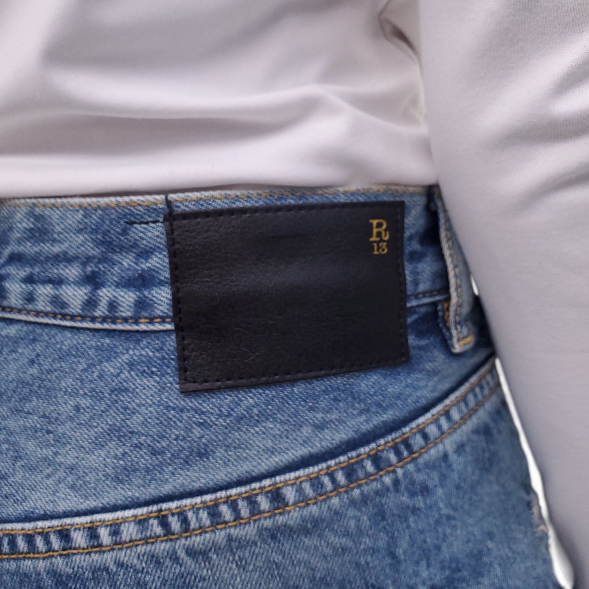 R13 'TAILORED DROP' JEANS - SIZE 29