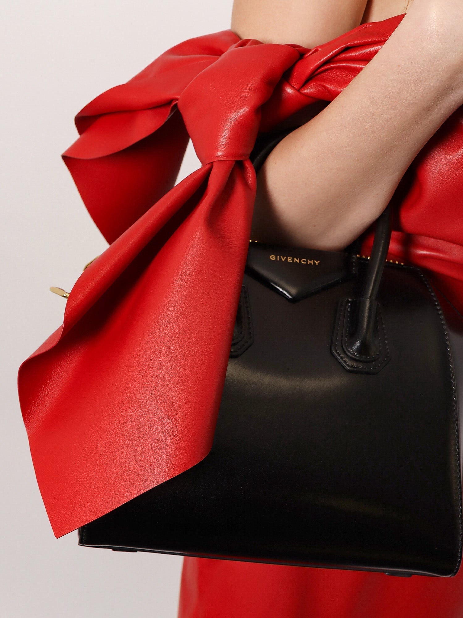 Givenchy Women Antigona Mini Leather Crossbody Bag