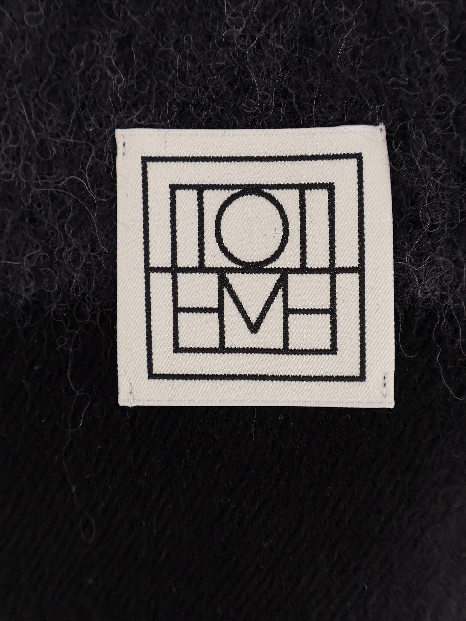 Toteme Women Wool And Alpaca Scarf