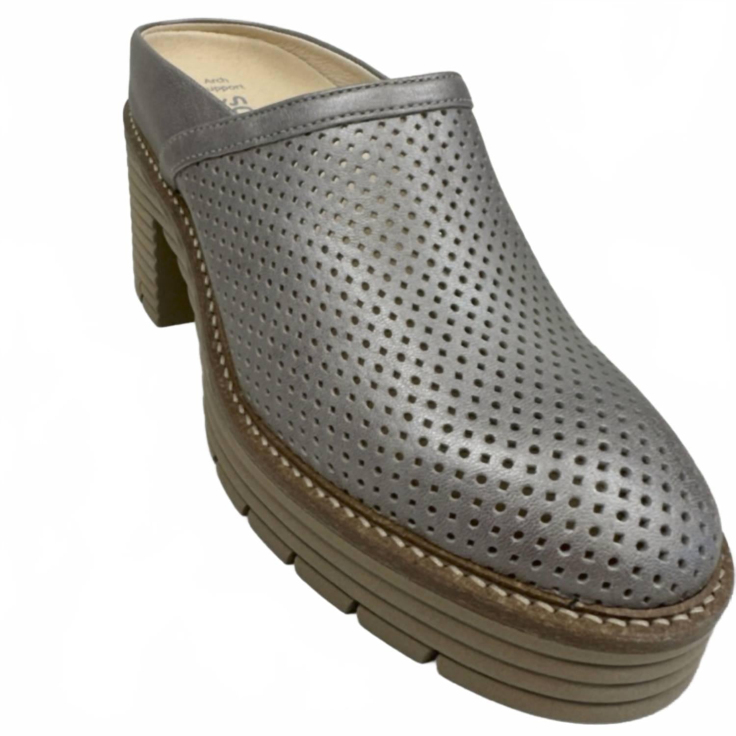Women's Mansi Heeled Mule Clogs In Taupe