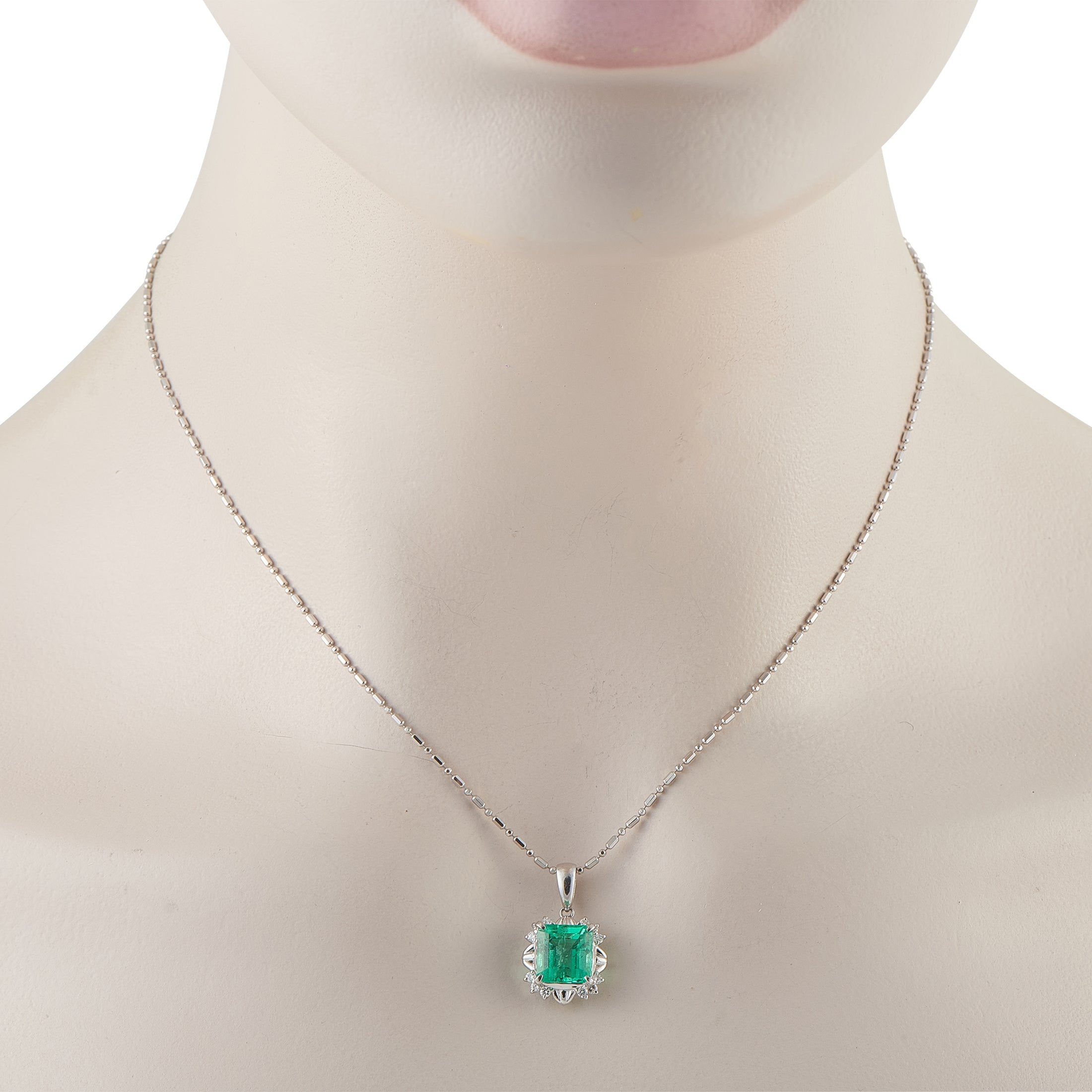 LB Exclusive Platinum 0.16ct Diamond and Emerald Pendant Necklace MF256-041426