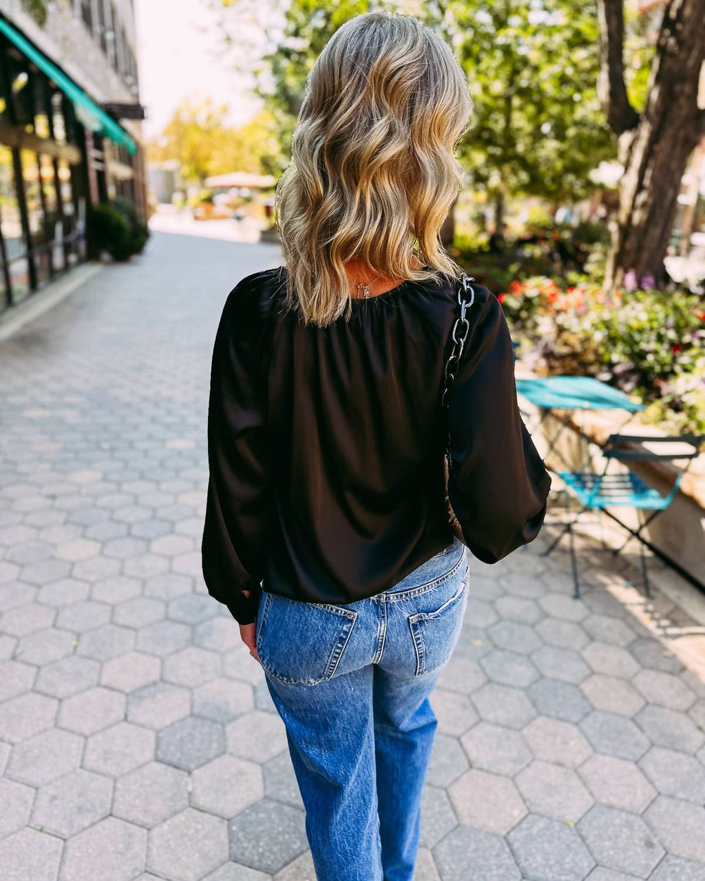 Everyday Long Sleeve Blouse In Black