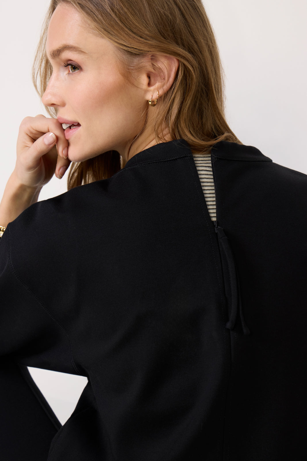 Women's Long Sleeve Crewneck Top