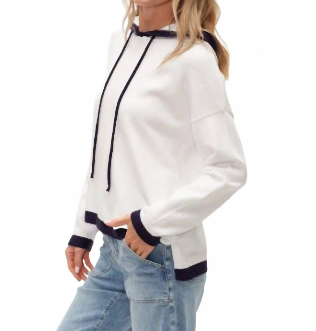 Jessie Colorblock Hoodie In White/navy