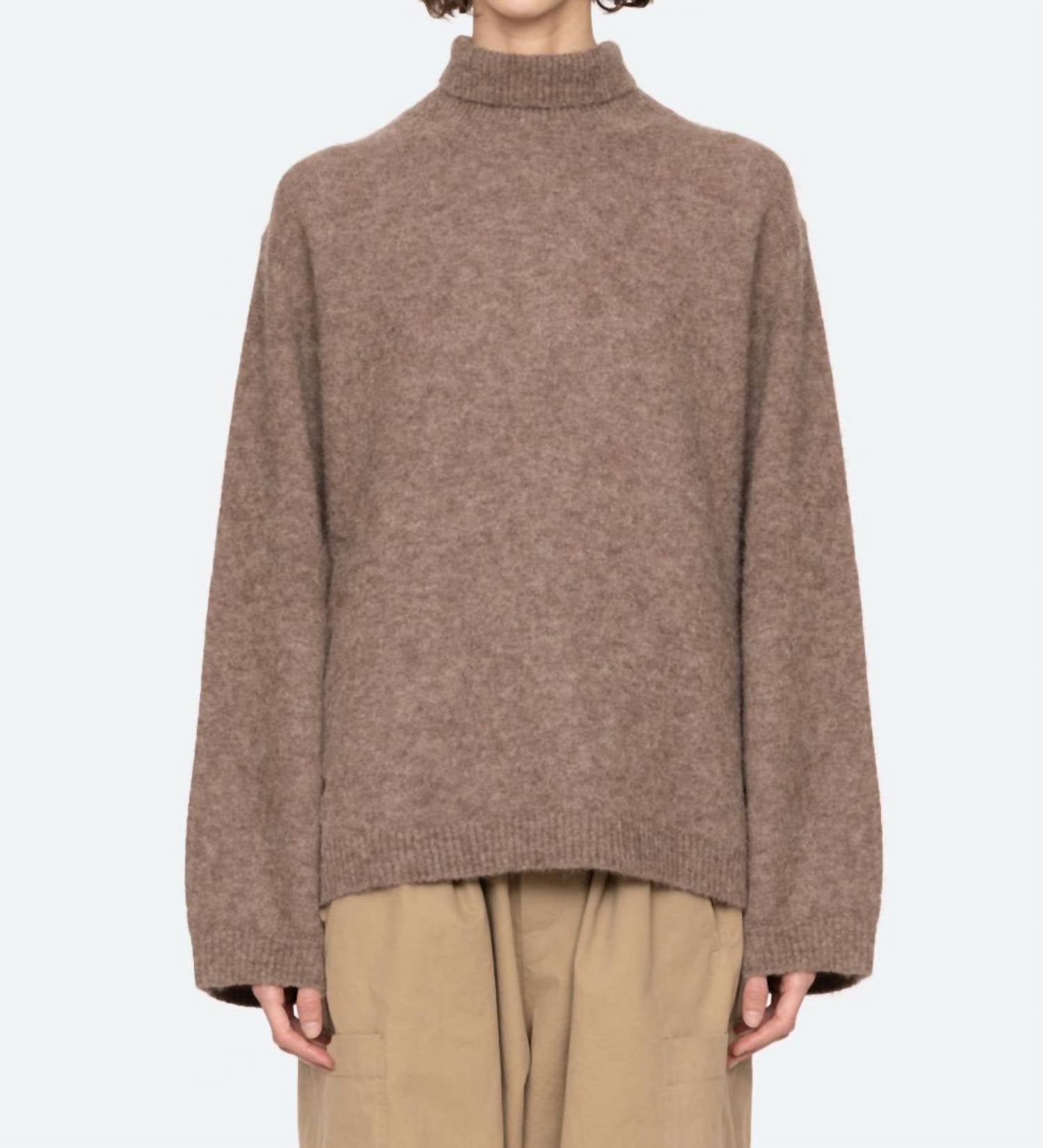 Mallory Turtleneck Sweater In Camel Multi
