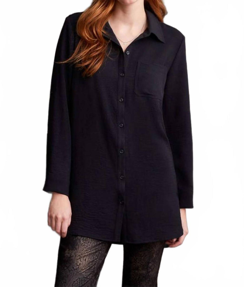 Pebbled Crepe Roll Sleeve Tunic Top In Black