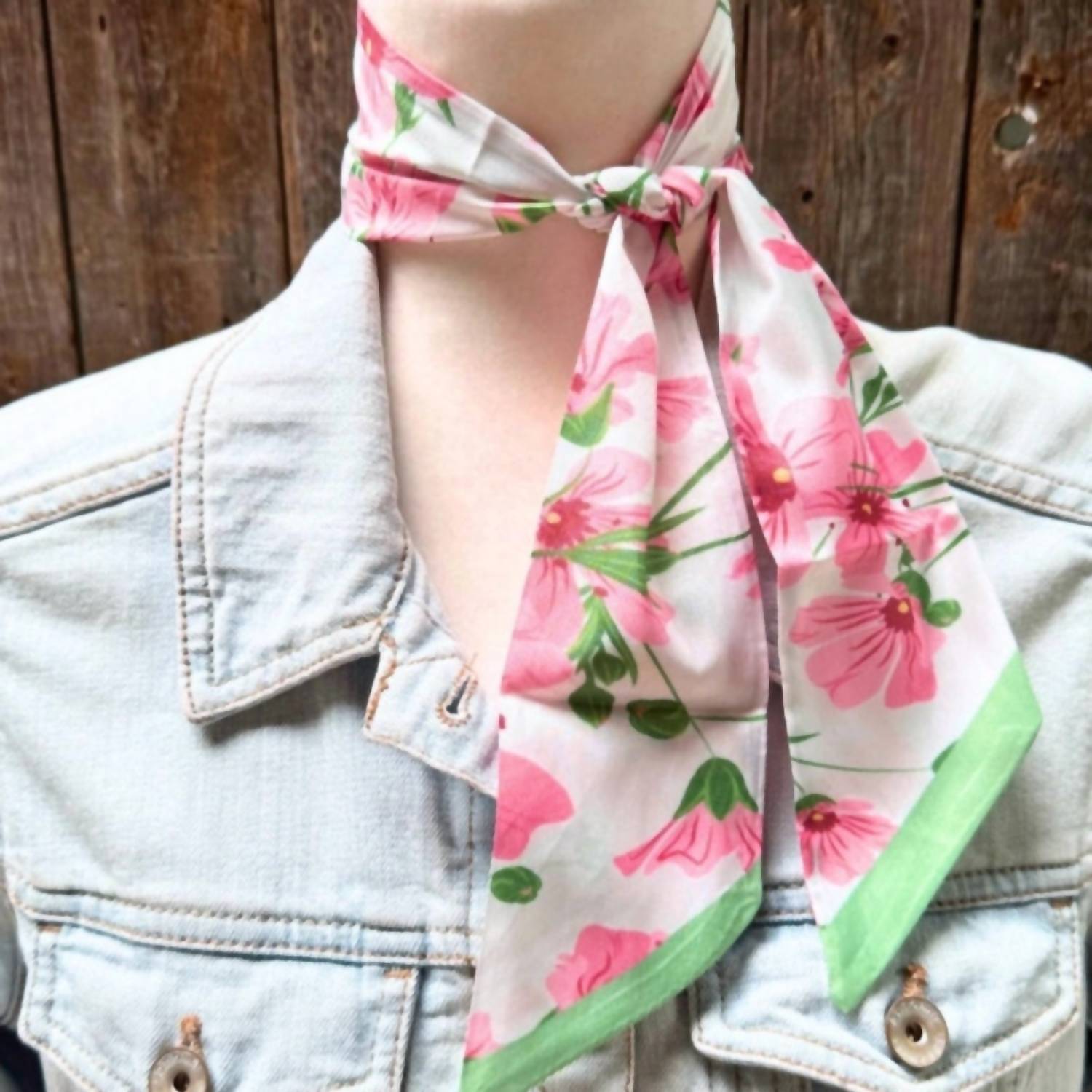 Women's Floral Skinny Wild Rag Scarf In Pink And Green
