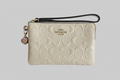NWT Coach Corner Zip Wristlet In Signature Leather With Heart Charm In Gold/Ivory