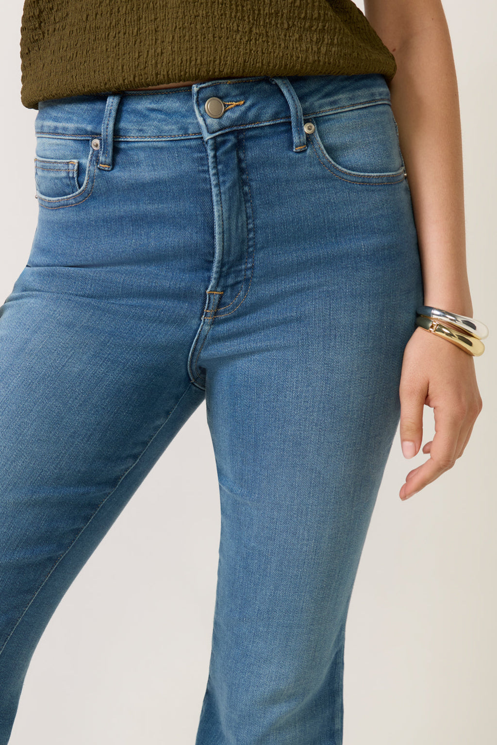 Women's Soft Tech Legs Straight Jean
