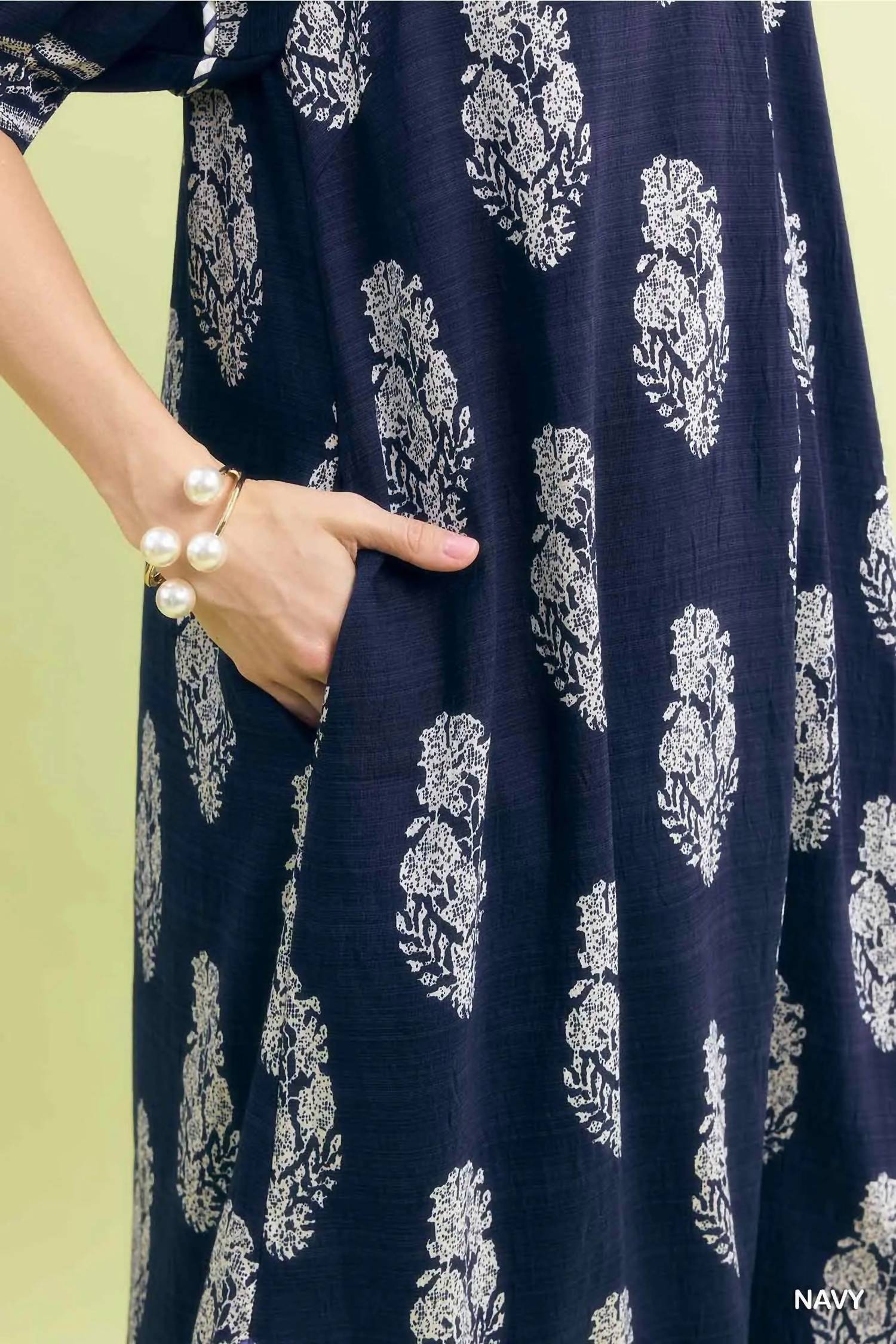 Bloom Border Print Midi Dress In Navy