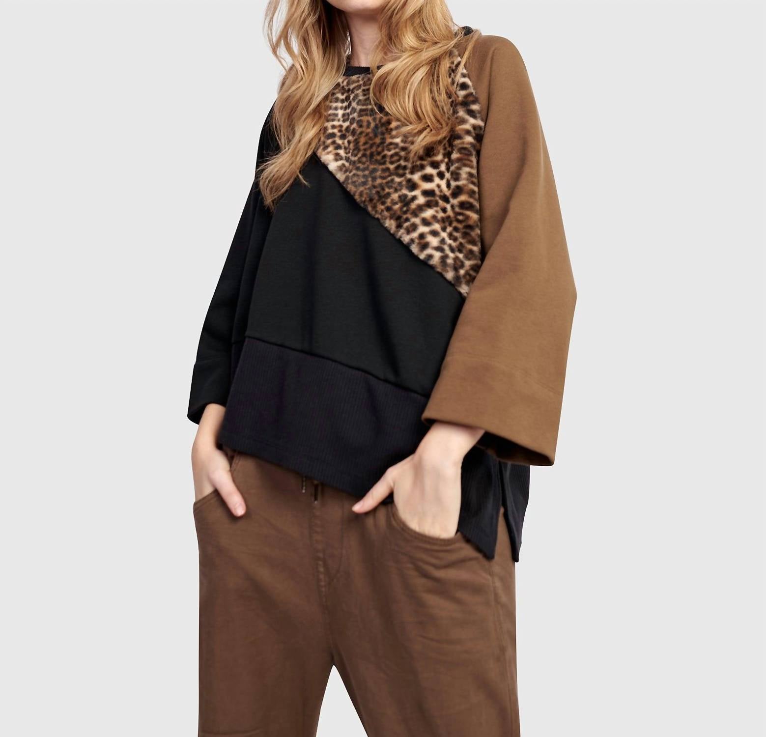 Urban Wildling Crewneck Top In Mix